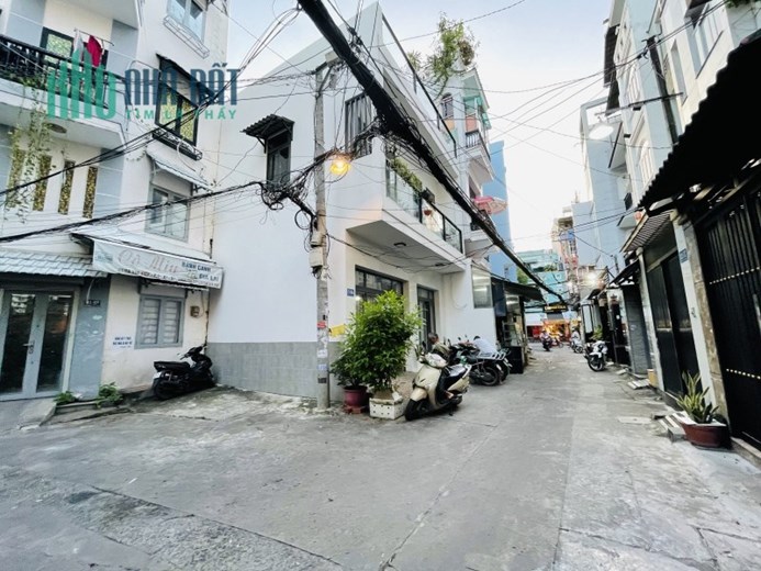 Bán nhà mới Đường Vạn Kiếp, Q. Bình Thạnh, 110m2 (7.3mx 15m), 5 Tầng 5PN 5WC