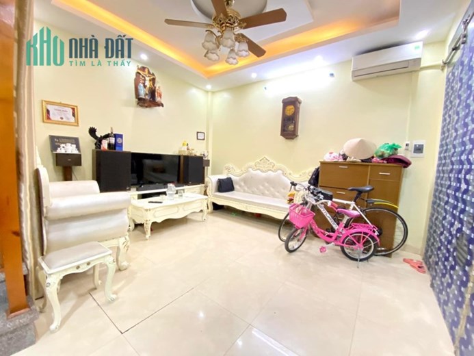 Nhà định công thượng 35m2,ngõ rộng,đẹp,nhà mới,giá 3,2 tỷ
