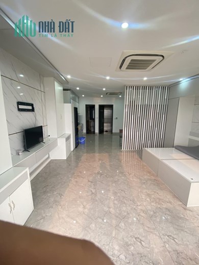 Bán nhà mặt phố Quan Hoa, Cầu Giấy 65m, 7 tầng, mặt tiền 5.5m, kinh doanh, giá 22.8 tỷ