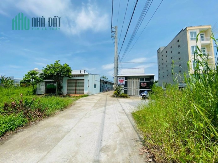 Bán 213,2m2 đất lô góc sau lưng cây Xăng Nam Hưng Rạch Sỏi, SHR, 1.350 tỷ. Lh:0901449425.