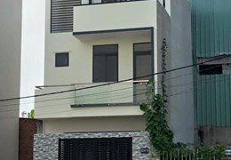 CHÍNH CHỦ CHO THUÊ NHÀ NGUYÊN CĂN HẺM XE HƠI FULL NỘI THẤT .