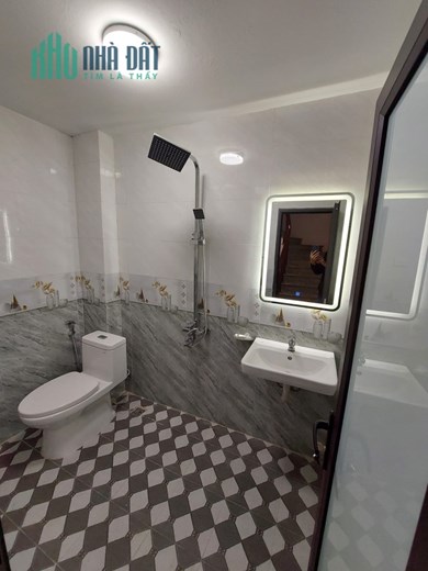 Bán nhà 5 tầng mới xây tại Tam Trinh - Diện tích 50m2, mặt tiền 4.36m, giá cực tốt