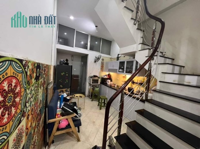 Bán nhà Xuân La 38m2, 6 tầng, giá 4 tỷ 9 - Ngõ thông, kinh doanh, Cần bán gấp.