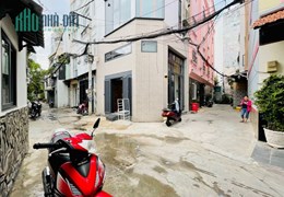 Căn Góc 2 MT Xe Tải -  Hoàng Văn Thụ , P8 , Quận Phú Nhuận .