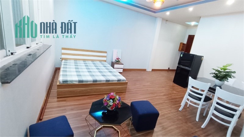 Phòng CHDV Lê Văn Lương, full nội thất, cửa sổ, bancol.
