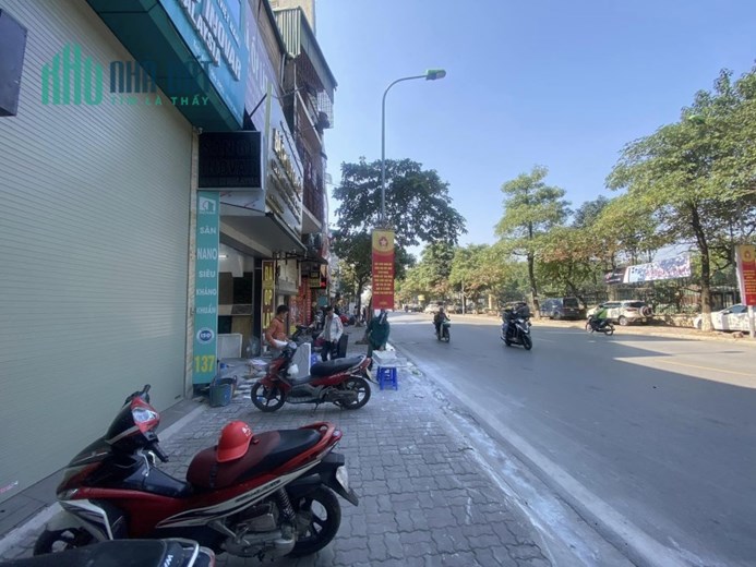 Bán nhà mặt phố Thanh Nhàn Hai Bà Trưng 3 mặt thoáng kinh doanh 29 tỷ.