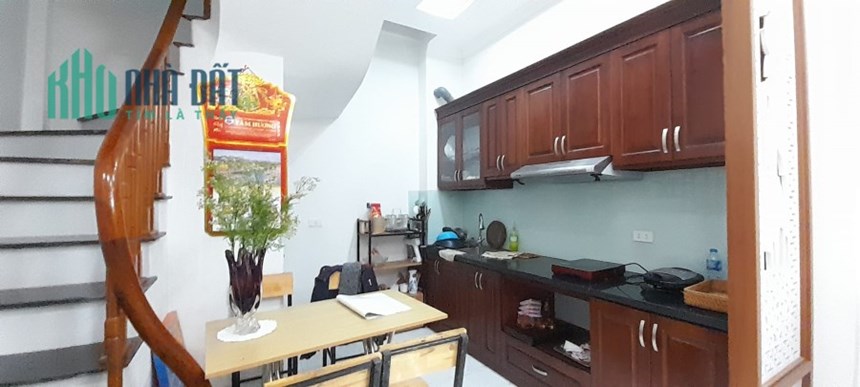 Bán nhà 69m2 phố Yên Hoa, Tây Hồ 20m Ô tô tránh View Hồ Tây 6.2 Tỷ