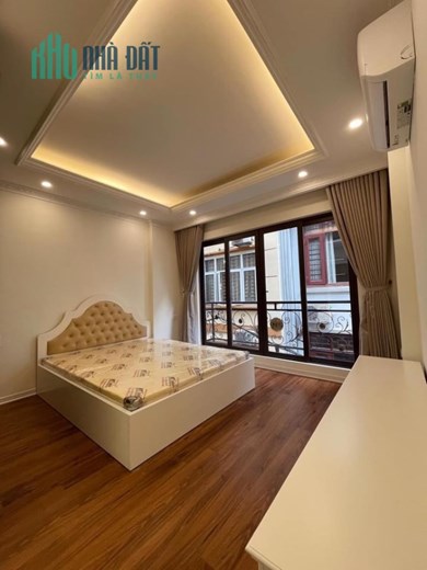 Bán nhà lô góc mới koog, MORNING qua nhà 35m2 5 tầng 4.1 tỷ. Cổ Nhuế.