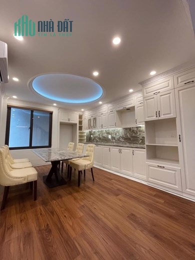 Bán nhà lô góc mới koog, MORNING qua nhà 35m2 5 tầng 4.1 tỷ. Cổ Nhuế.