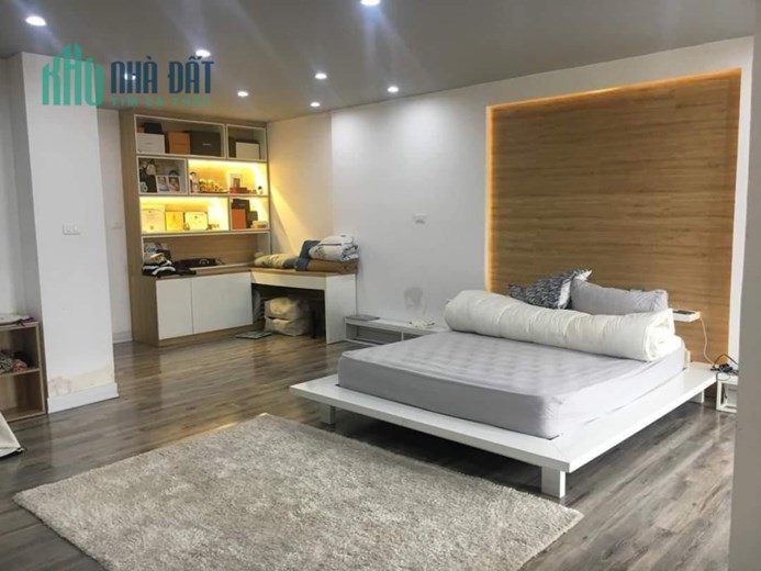 Bán nhà phố Vũ Trọng Phụng, Thanh Xuân. 30m2 x 5T, nhỉnh 4 Tỷ. Ô TÔ. NHÀ MỚI. Ở NGAY. 0378230032.