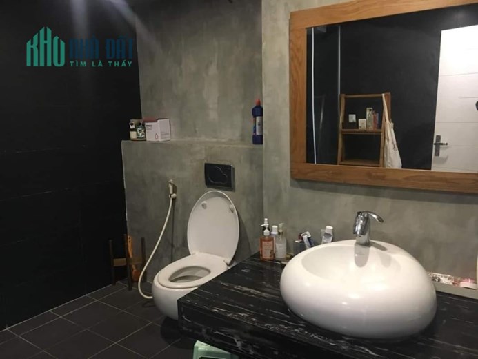 Bán nhà phố Vũ Trọng Phụng, Thanh Xuân. 30m2 x 5T, nhỉnh 4 Tỷ. Ô TÔ. NHÀ MỚI. Ở NGAY. 0378230032.