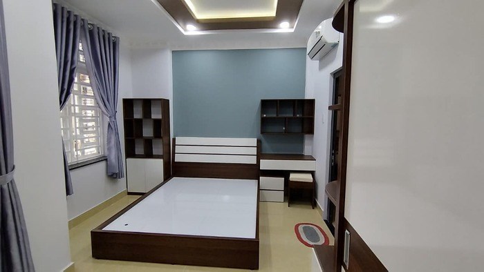 PHỐ LIỀN KỀ - MỚI HIỆN ĐẠI, 50.6 m2, 3 tầng, Giá 5.5 Tỷ, đẹp phong cách tân cổ điển