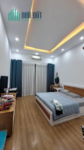 5 TỶ Ở NGAY NHÀ ĐẸP LÊ QUANG ĐẠO 52m2 x 6T, 4 BÁNH ĐỖ CỬA.