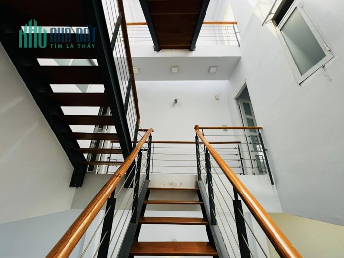 NHÀ NGỘP BANK HẺM 6M ĐƯỜNG NGUYỄN OANH- CẦN BÁN GẤP CHỈ 5.9 TỶ - 70M2 - 4.5X15M - 3 TẦNG.