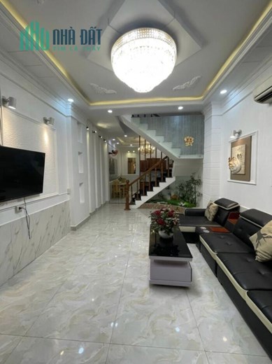 PHỐ LIỀN KỀ - MỚI HIỆN ĐẠI, 50m2, 3 tầng, Giá 5.5 Tỷ, full nội thất cao cấp
