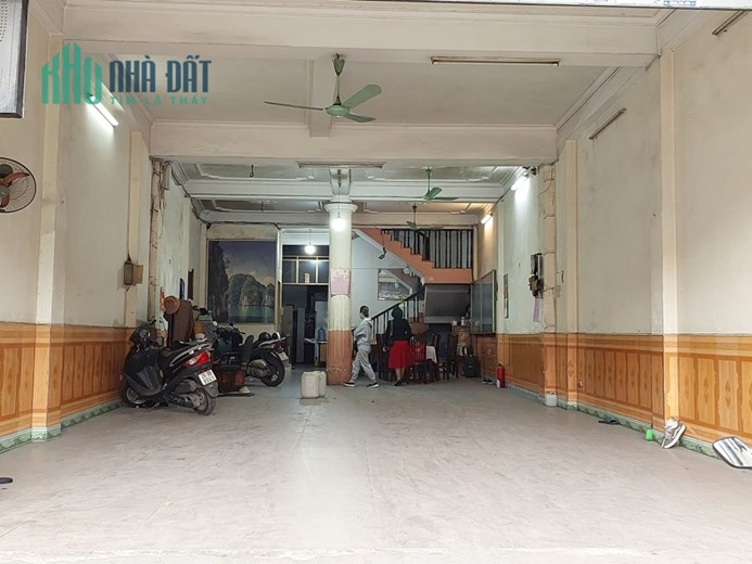 Cho thuê Tòa nhà KD 5 tầng, 200m2, 5t, mt6m, 160 triệu, Đê La Thành.