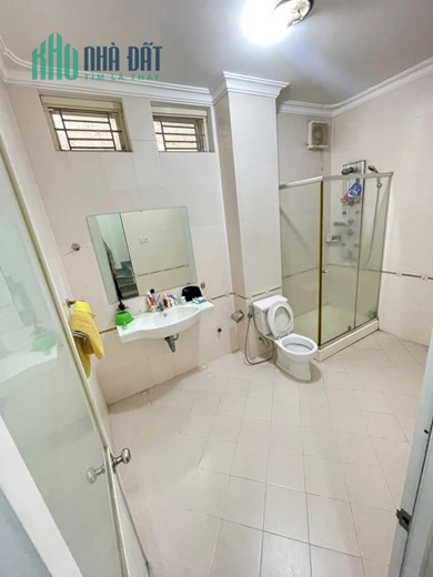 nhà Huỳnh Tấn Phát, 5x18m, 4 tầng, ô tô trong nhà, 5.x tỷ
