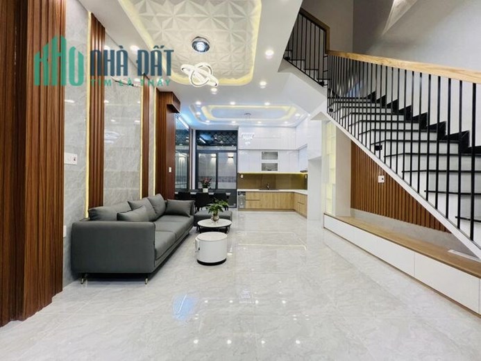 PHỐ LIỀN KỀ - MỚI HIỆN ĐẠI, 60m2, 4 tầng, Giá 6.9 Tỷ, full nội thất cao cấp