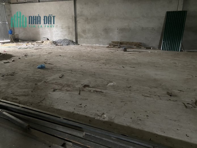 Cho thuê 400m kho xưởng tại Thường Tín Hà Nội. Xe container đỗ cửa giá 15 triệu