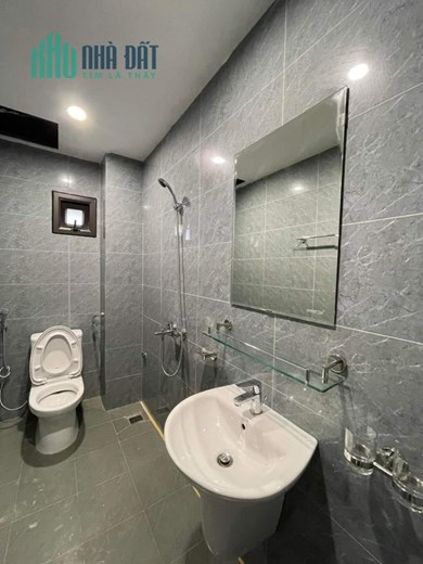 Bán Nhà Bồ Đề, Long Biên Gần Phố Hồng Tiến 35m2, 5T giá 3,7 tỷ (Lô Góc)