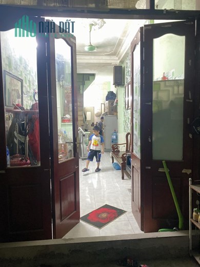 Bán nhà Hoàng Hoa Thám 28m2, mt3m, 3T, 2.65 tỷ Ba Đình.