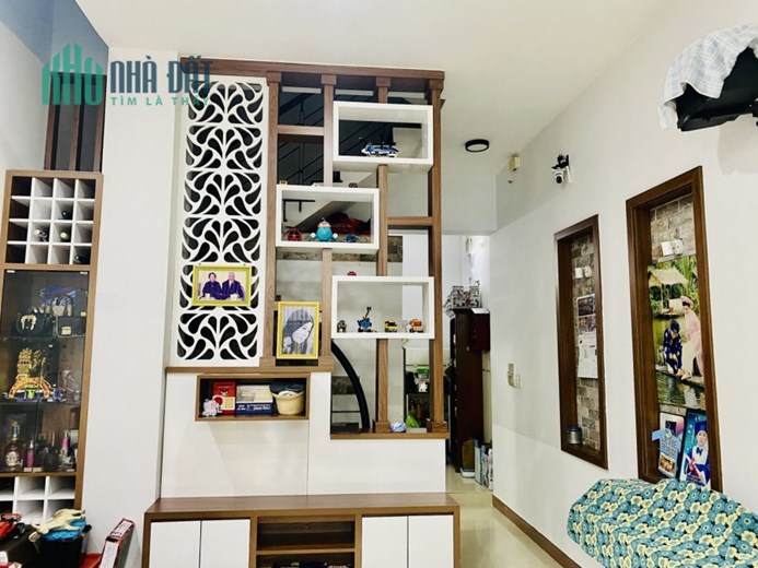 Vip ngã 5 chuồng chó ngang 4 4 tầng Gò Vấp chỉ 6 ty.