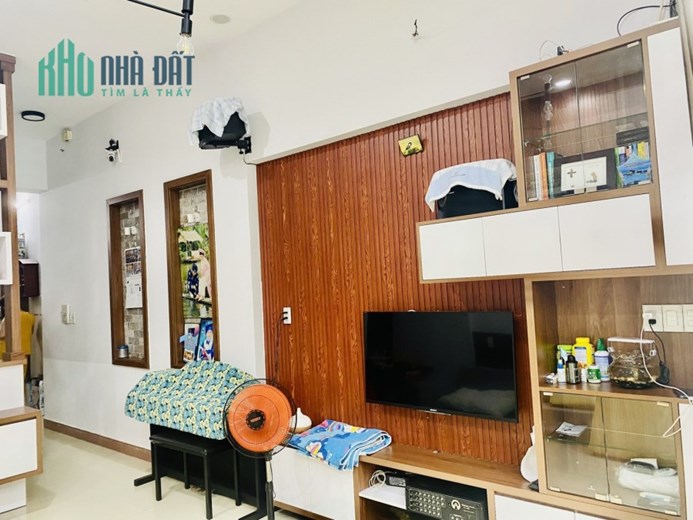 Vip ngã 5 chuồng chó ngang 4 4 tầng Gò Vấp chỉ 6 ty.
