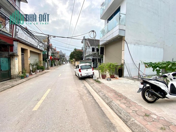 CHỦ SỐT CAO CẦN THANH KHOẢN GẤP 3 LÔ ĐẤT TẠI THÔN ĐẠI XÃ PHỤNG CÔNG ( VĂN GIANG , HƯNG YÊN)