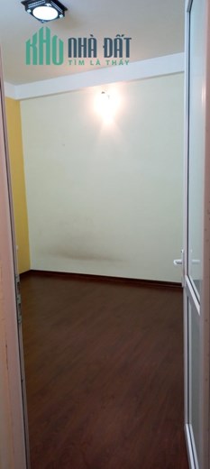 Cho thuê nhà nguyên căn, Hòa Bình 50m2, 4T, mt4.5m, 13 triệu. Hai Bà Trưng.