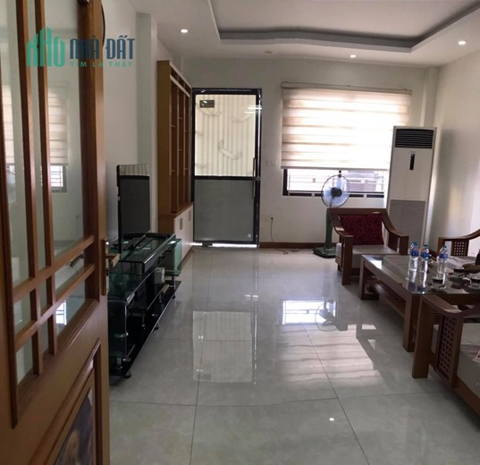 Siêu phẩm, tòa nhà Mp Hoàng Văn Thái, diên tích 110m, 9 tầng, mặt tiền 4.3m, giá 30 tỷ