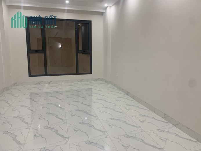 Cho thuê nhà nguyên căn Mỹ Đình sổ 75m2 x 5 tầng. Mặt tiền 4.6m