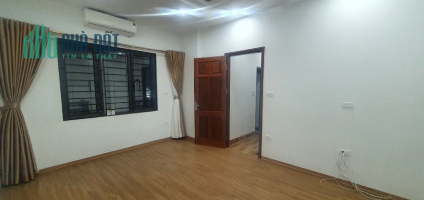 CHO THUÊ NHÀ NGUYÊN CĂN  PHỐ BÁT KHỐI, 40M2 * 5 TẦNG,NỘI THẤT  ĐIỀU HOÀ ,NÓNG LẠNH- TỦ QUẦN ÁO- BỘ