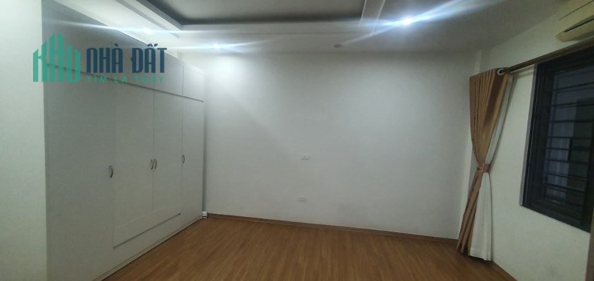 CHO THUÊ NHÀ NGUYÊN CĂN  PHỐ BÁT KHỐI, 40M2 * 5 TẦNG,NỘI THẤT  ĐIỀU HOÀ ,NÓNG LẠNH- TỦ QUẦN ÁO- BỘ