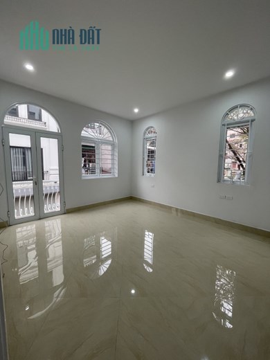 CHO THUÊ NHÀ NGUYÊN CĂN KINH DOANH, NGUYỄN VĂN CỪ 60M2 * MT 6,5M