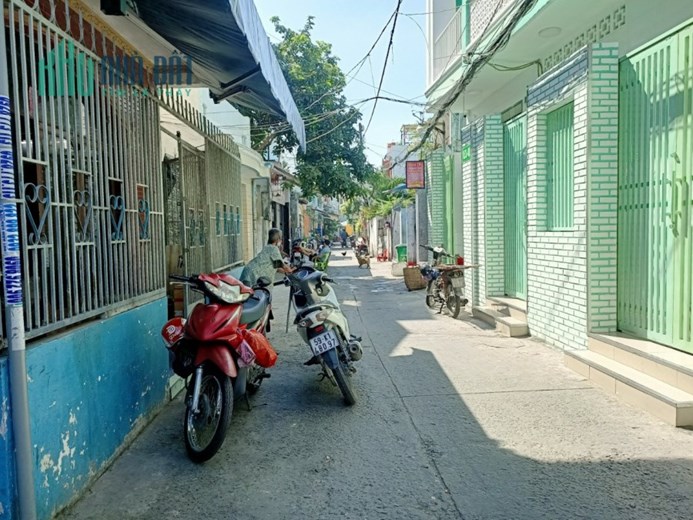 Hẻm xe hơi đường Bà Hom, Phường 13, quận 6 - 65m2, 5PN, Chỉ 4,3 tỷ