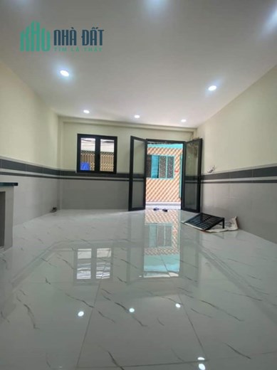 Bán Gấp Nhà Nguyễn Thị Tần.P2 Q8. DT 36m.2 Tầng BTCT. Giá 3 Tỷ Nhỉnh