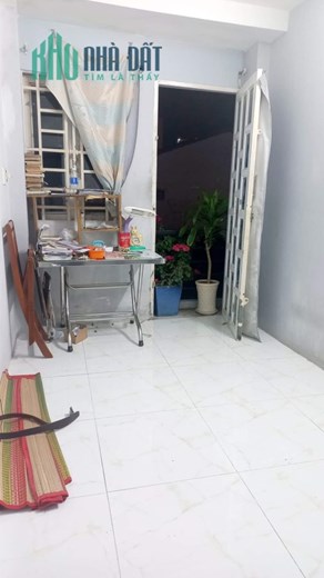 Cần Bán Gấp Nhà Cách Mặt Tiền Đường Số 17 Lâm Văn Bền, DTSD 70m. Giá Rẻ 3 tỷ Nhỉnh