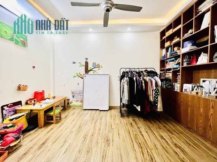 Bán nhà Vương Thừa Vũ Khương Trung GẦN HỒ DÂN XÂY MỚI ĐẸP 47m MT 4.8m giá chỉ 5 tỷ 2