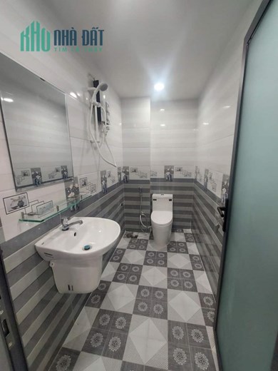 KHU CHỢ VẢI sầm uất nhất TÂN PHÚ-HẺM XE TẢI DT 48m2 nhỉnh 5 tỷ.