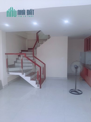 Bán Nhà HXH Lạc Long Quân Phường 11 Tân Bình Giá 8.5  tỷ.