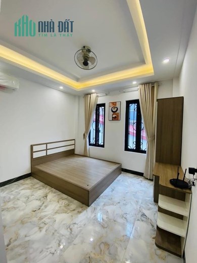 BÁN NHÀ PHỐ DUY TÂN CẦU GIẤY Ô TÔ NHÀ ĐẸP 36M x 5TẦNG MT4M NHỈNH 5 TỶ