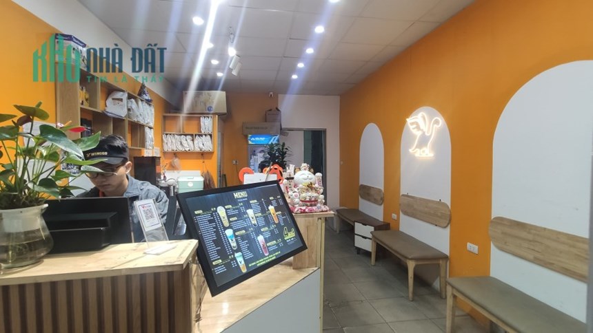 Bán nhà 5 Tầng - Mặt phố Quận Thanh Xuân- 83m  giá chỉ 17 tỷ - Gần cổng chợ trung tâm - Kinh doanh