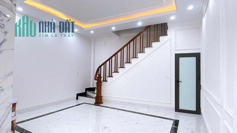 Siêu phẩm 5 tầng mới koong, P Ái Mộ, full nội thất, thang máy, DT 71m2, MT 5m, nhỉnh 10 tỷ