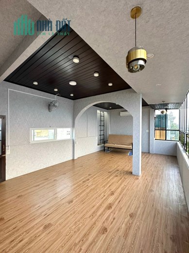 NHÀ 3 LẦU - NẰM KẾ - TRƯỜNG NGÔ QUYỀN

 NẰM NGAY -  TUYẾN PHỐ - ẨM THỰC
             
 (Nhà DT &
