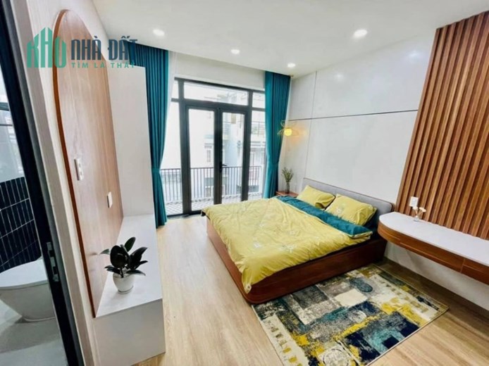 Bán nhà ngã 4 Vạn Bảo Liễu Giai. Có GARA. NGÕ XE TẢI ĐÁNH VÕNG. Ô tô đỗ cửa. 5 ngủ ban công