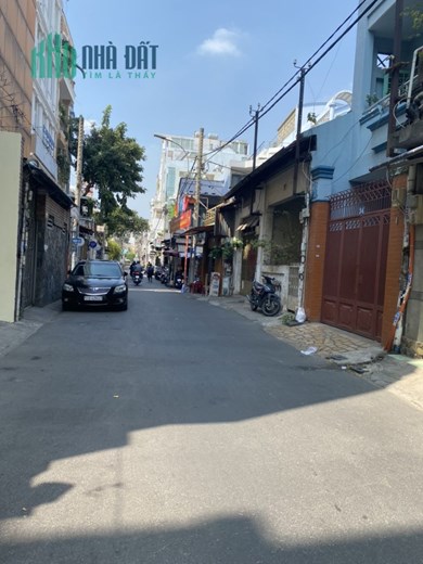 Xuất cảnh, cần bán gấp căn góc 2 MT Đinh Công Tráng, Tân Định, Q1.