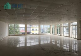 Cho thuê mặt bằng 250m2 tại đường Hoàng Hoa Thám, quận Tây Hồ, Hà Nội.