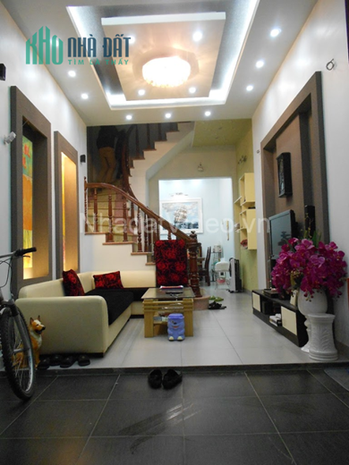 ĐẦU TƯ QUAN TÂM Phố Hồ Tùng Mậu 185m x 5T MT 12m giá 22 tỷ