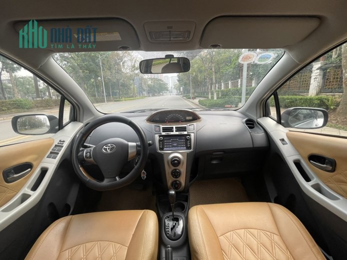 Bán xe Toyota Yaris 1.3 AT Số 1 Nguyễn văn Huyên,Cầu Giấy,Hà Nội