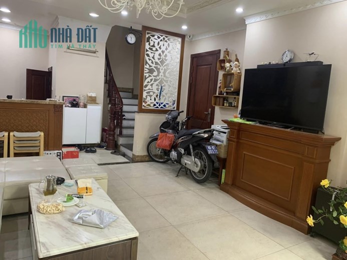 BÁN NHÀ NGỌC KHÁNH, BA ĐÌNH, LÔ GÓC 2 THOÁNG, Ô TÔ ĐỖ CỬA, 1 NHÀ RA PHỐ, MẶT TIỀN RỘNG, NHÀ MỚI ĐẸP